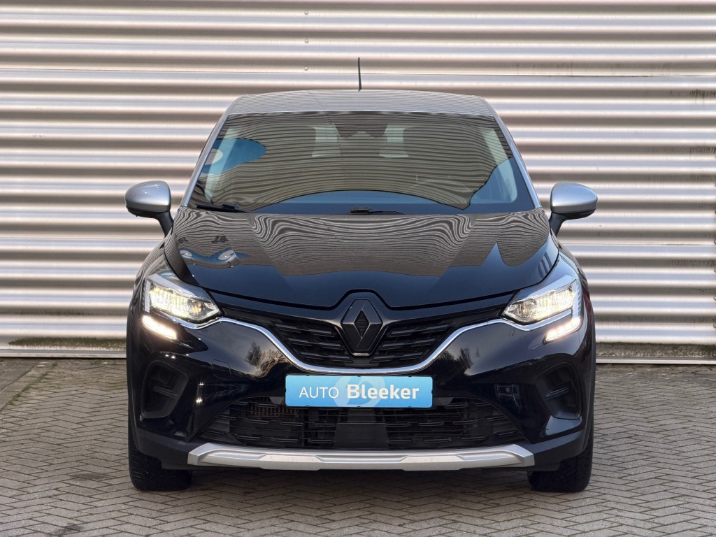 RENAULT CAPTUR SUV 5-drs