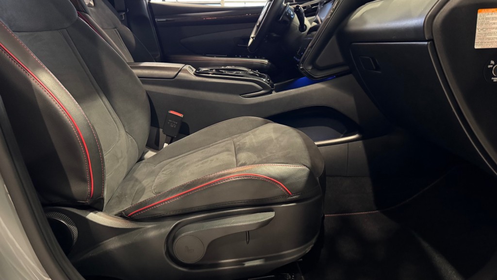 HYUNDAI TUCSON SUV 5-drs