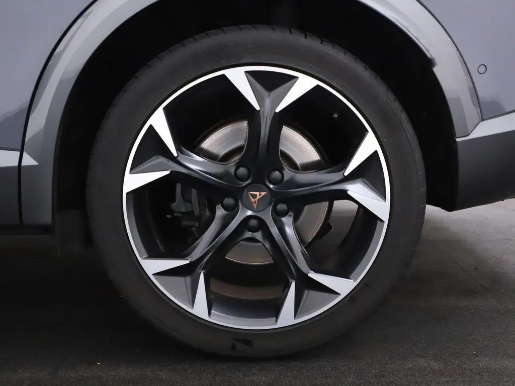 CUPRA FORMENTOR SUV 5-drs