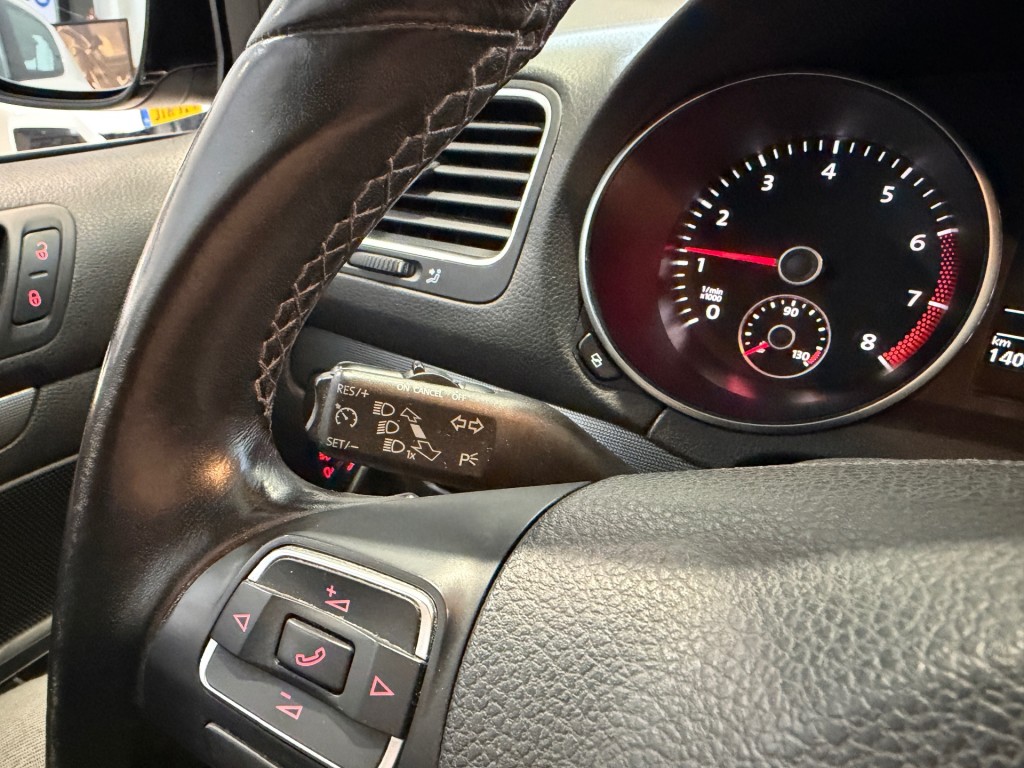 VOLKSWAGEN GOLF Stationwagon 5 drs