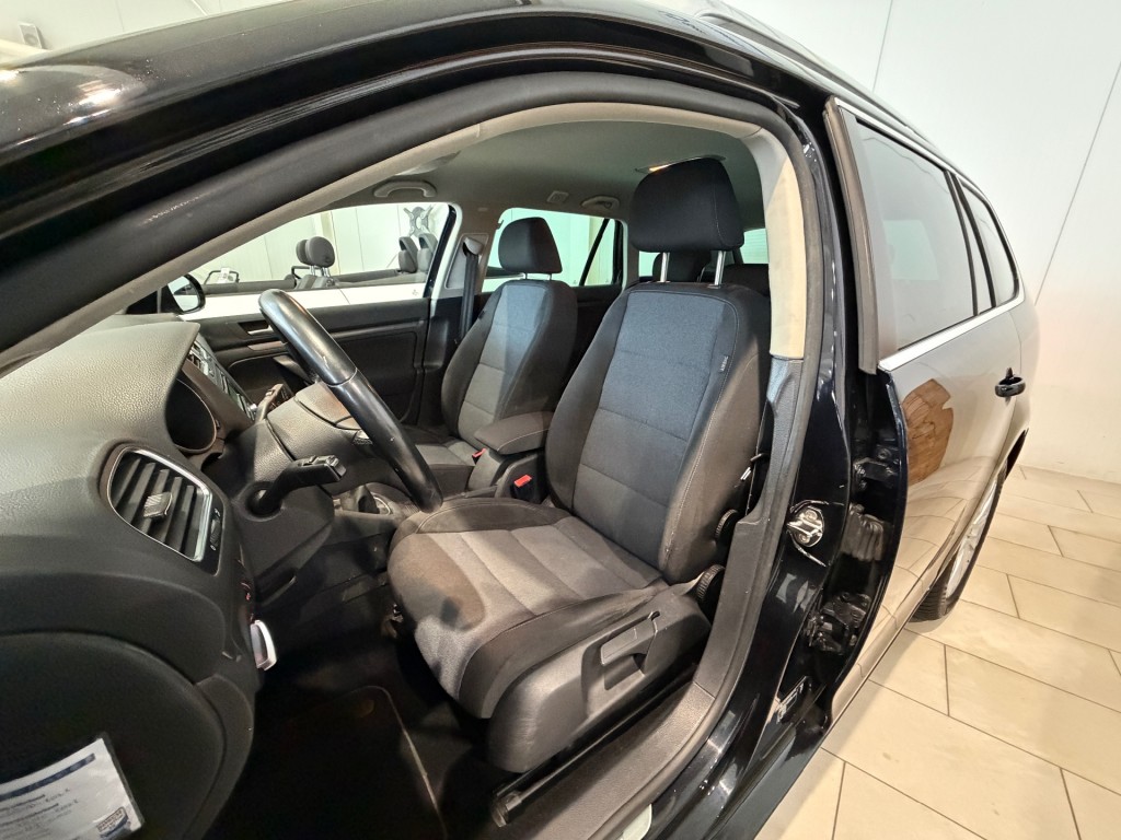 VOLKSWAGEN GOLF Stationwagon 5 drs