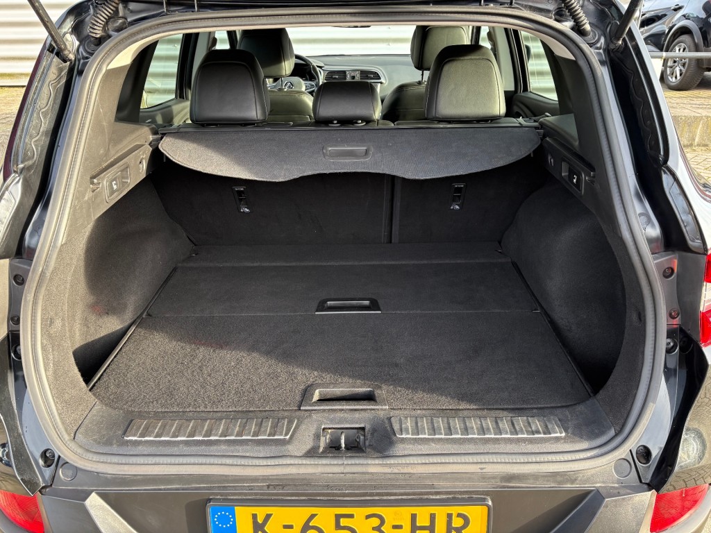 RENAULT KADJAR SUV 5-drs