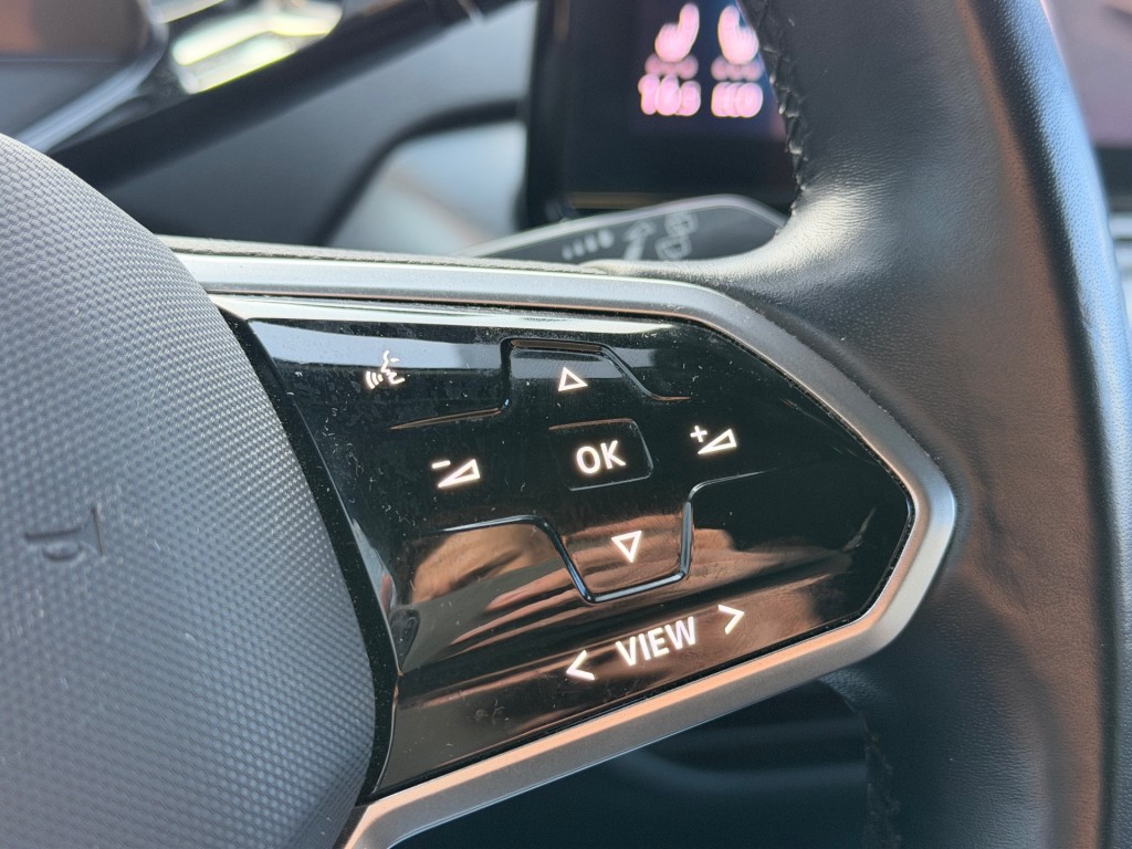 VOLKSWAGEN ID.4 SUV 5-drs