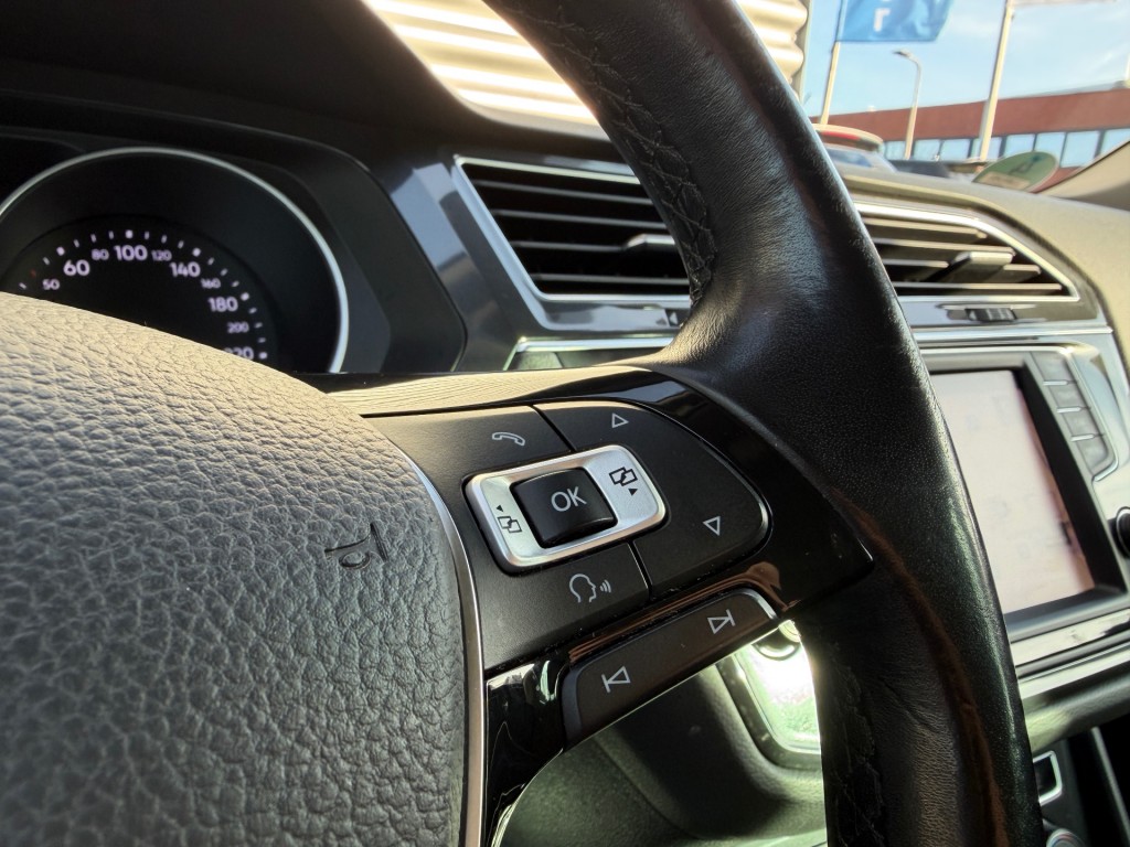 VOLKSWAGEN TIGUAN SUV 5-drs