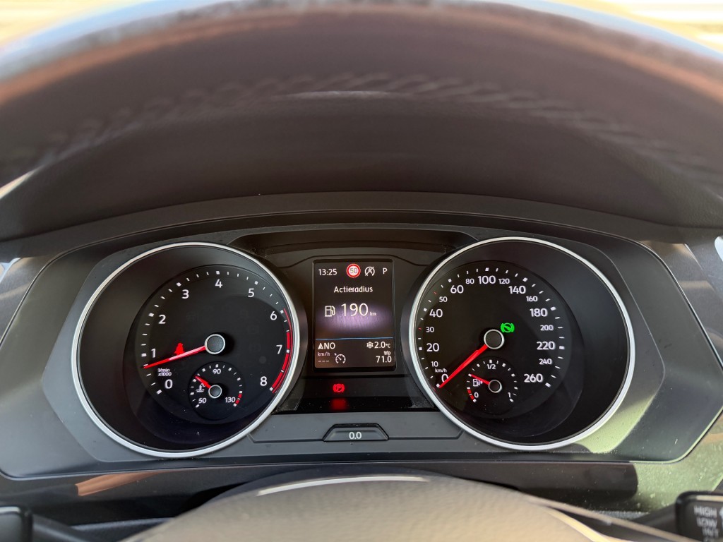 VOLKSWAGEN TIGUAN SUV 5-drs