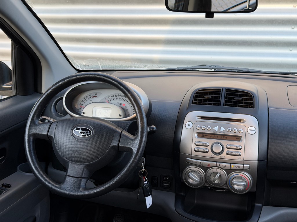 SUBARU JUSTY Hatchback 5 drs