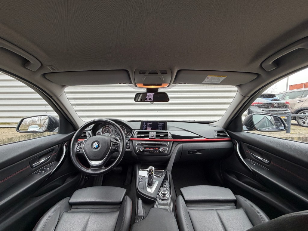 BMW 3-SERIE Sedan 4 drs