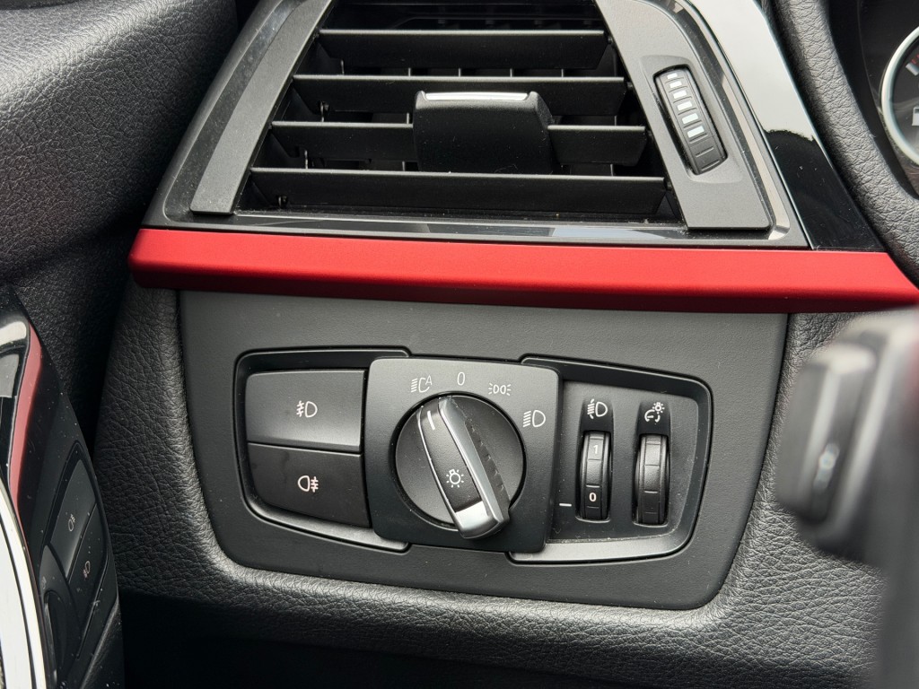 BMW 3-SERIE Sedan 4 drs