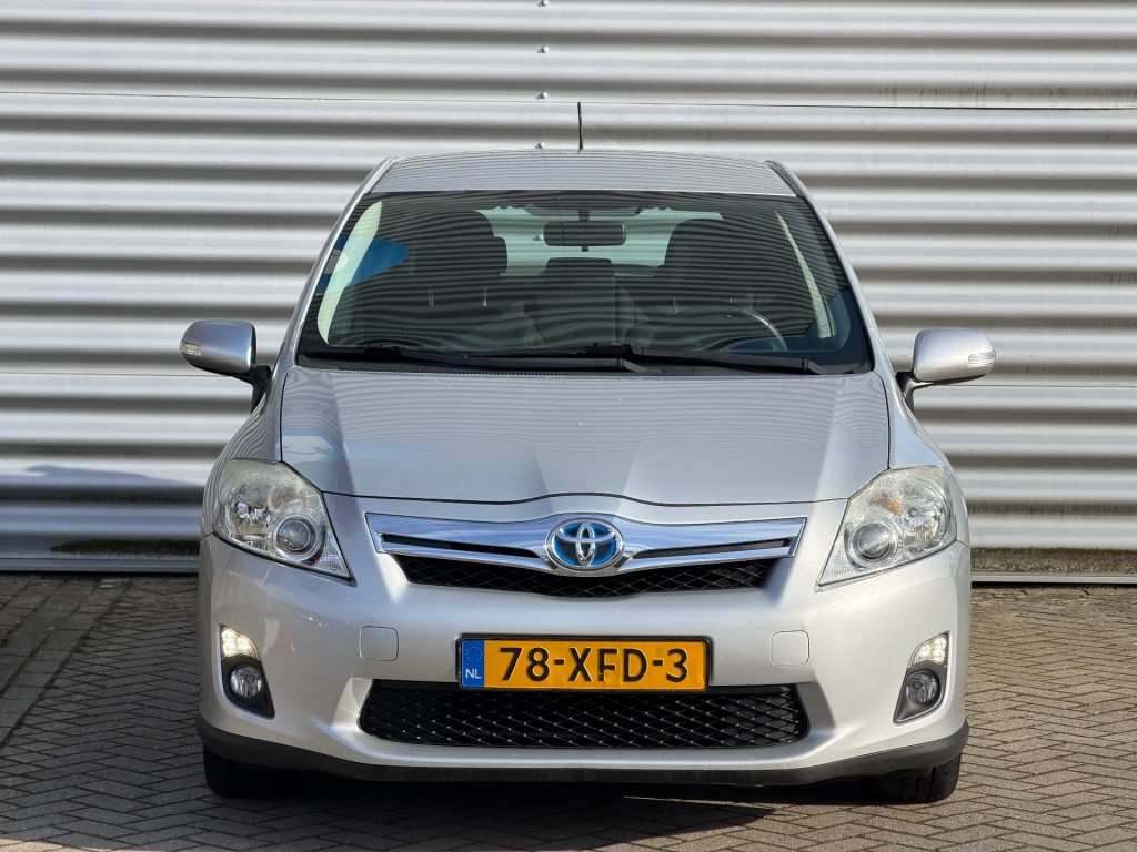 TOYOTA AURIS Hatchback 5 drs