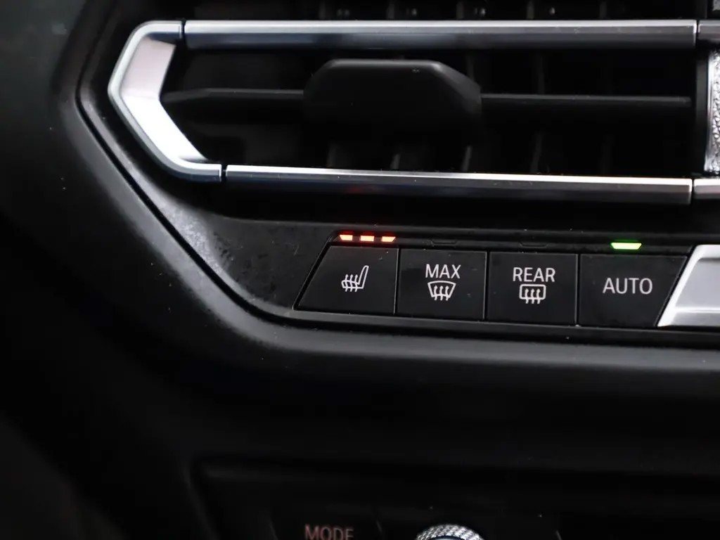 BMW 2-SERIE Sedan 4 drs