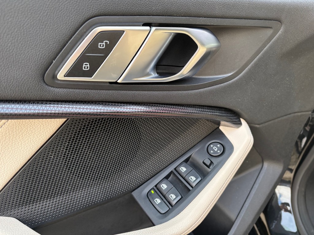 BMW 2-SERIE Sedan 4 drs