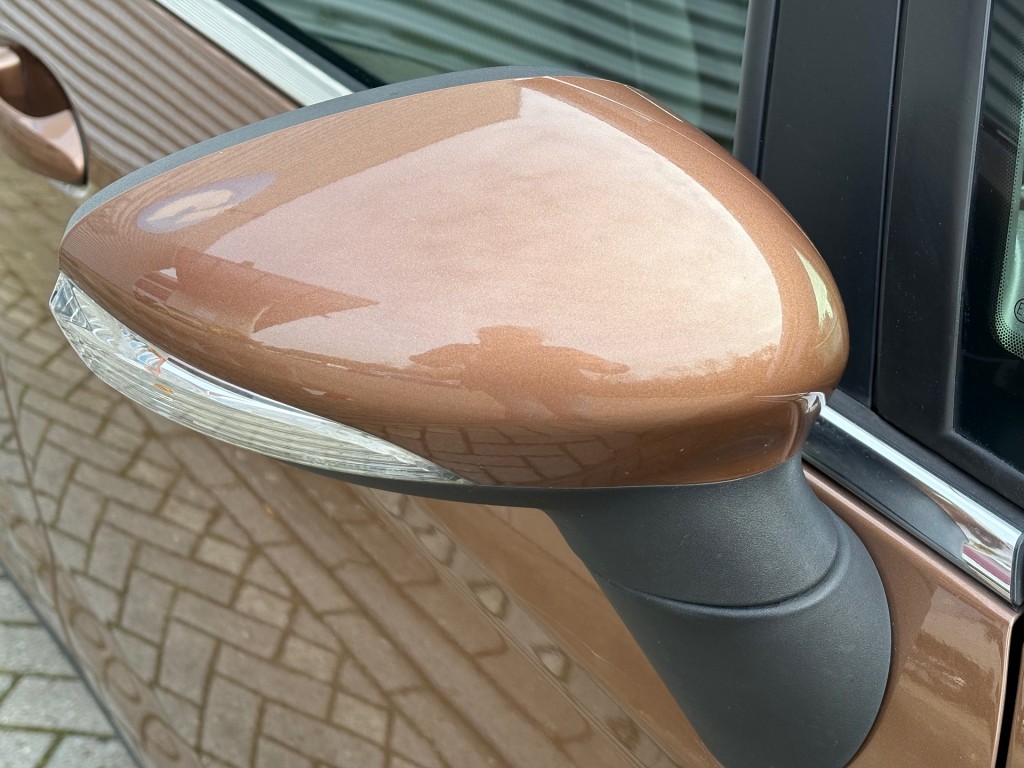 FORD B-MAX MPV Ruimtewagen 5 drs