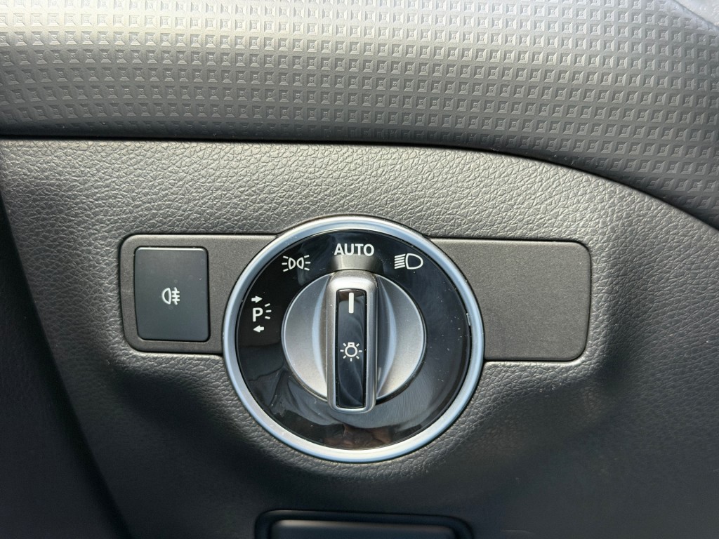 MERCEDES-BENZ A-KLASSE Hatchback 5 drs