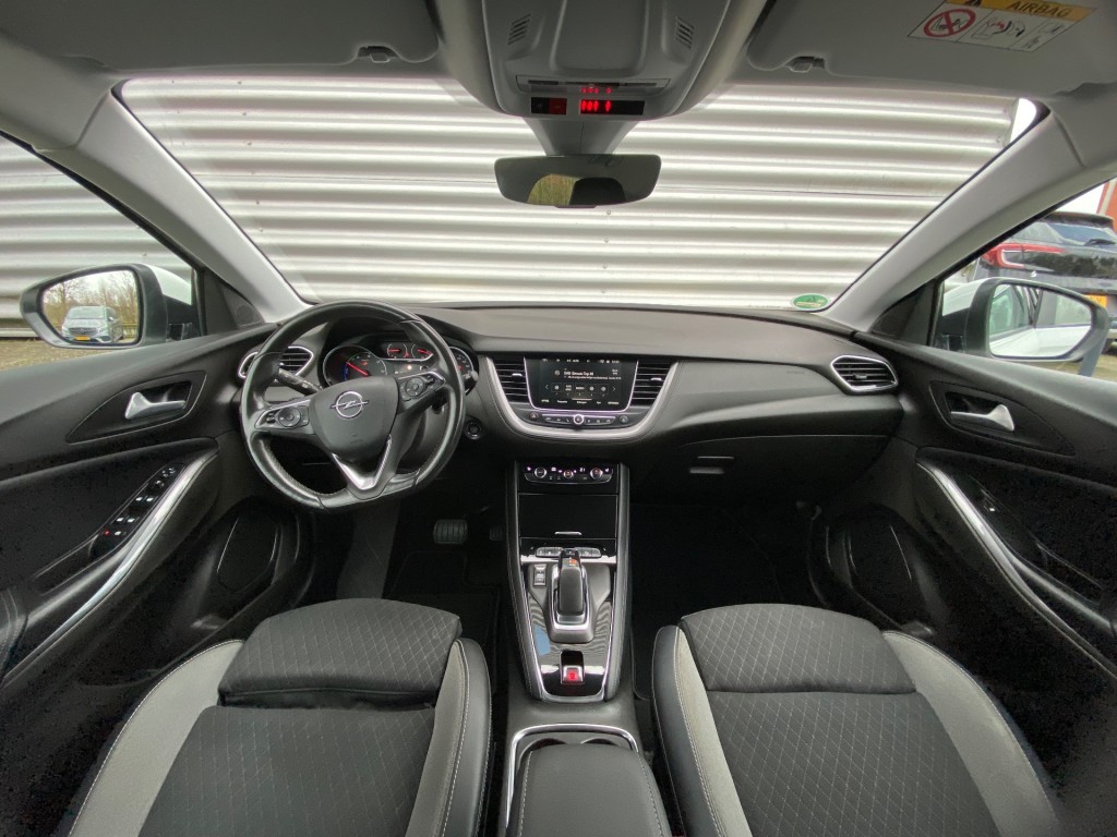 OPEL GRANDLAND SUV 5-drs