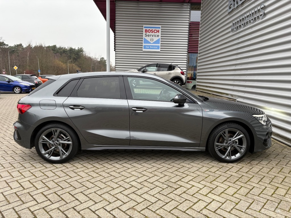AUDI A3 Hatchback 5 drs