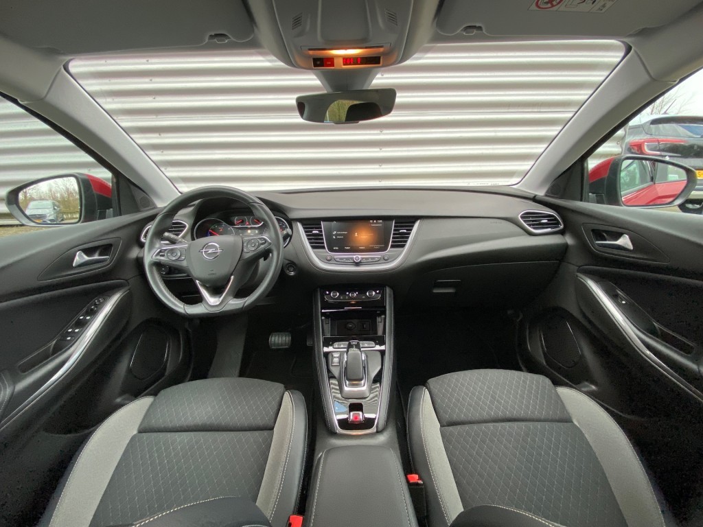 OPEL GRANDLAND SUV 5-drs