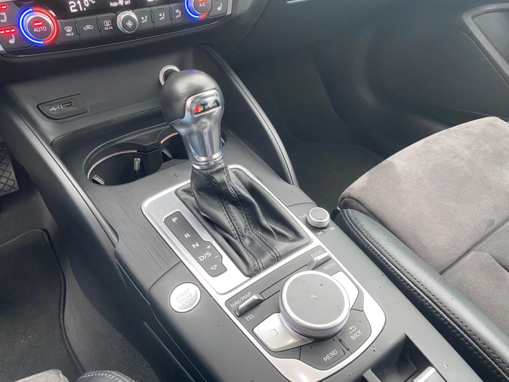 AUDI A3 Cabriolet 2 drs