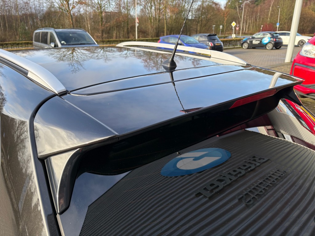 NISSAN QASHQAI SUV 5-drs