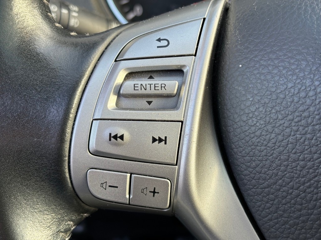 NISSAN QASHQAI SUV 5-drs