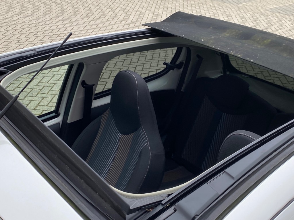 PEUGEOT 108 Hatchback 5 drs