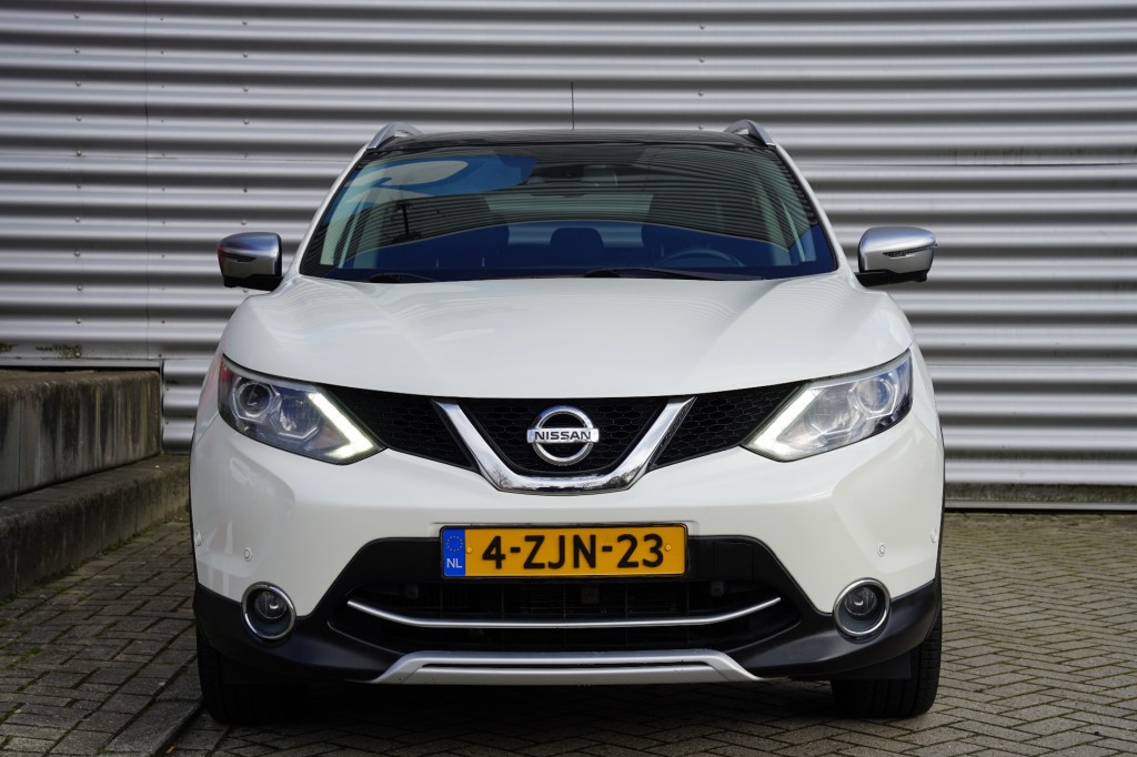 NISSAN QASHQAI SUV 5-drs