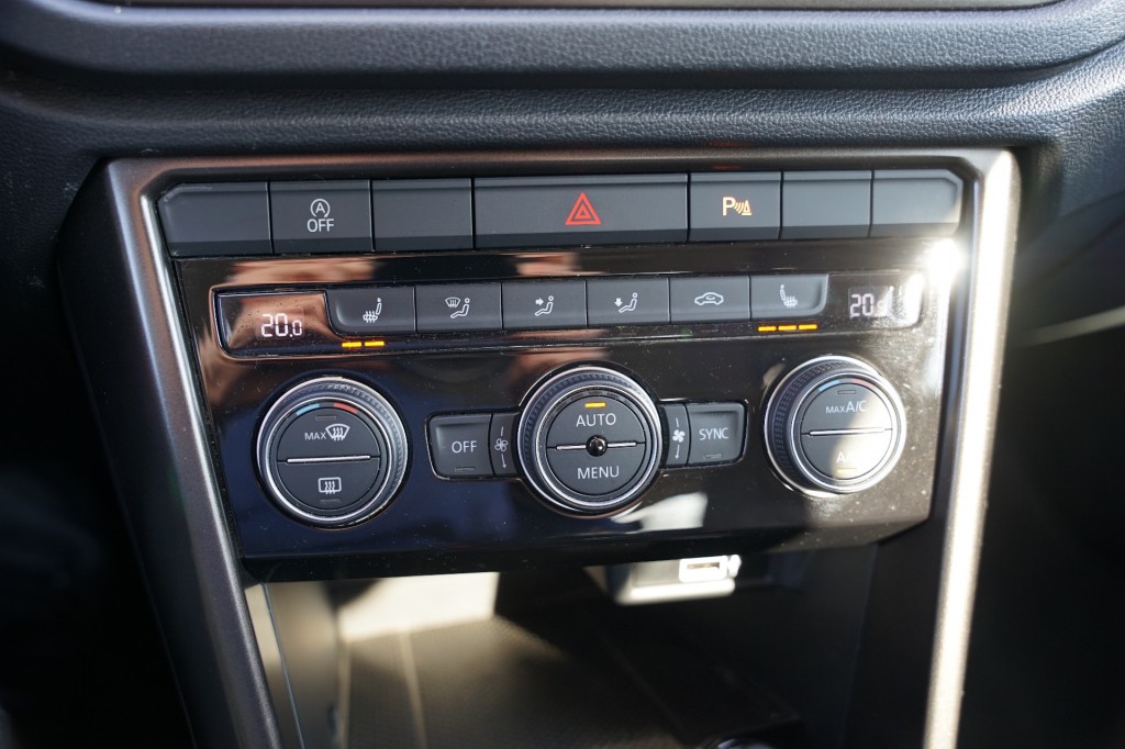 VOLKSWAGEN T-ROC SUV 5-drs