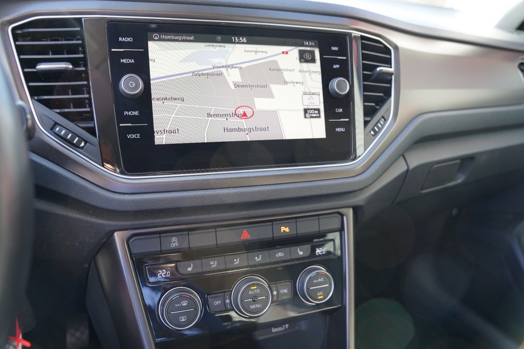 VOLKSWAGEN T-ROC SUV 5-drs