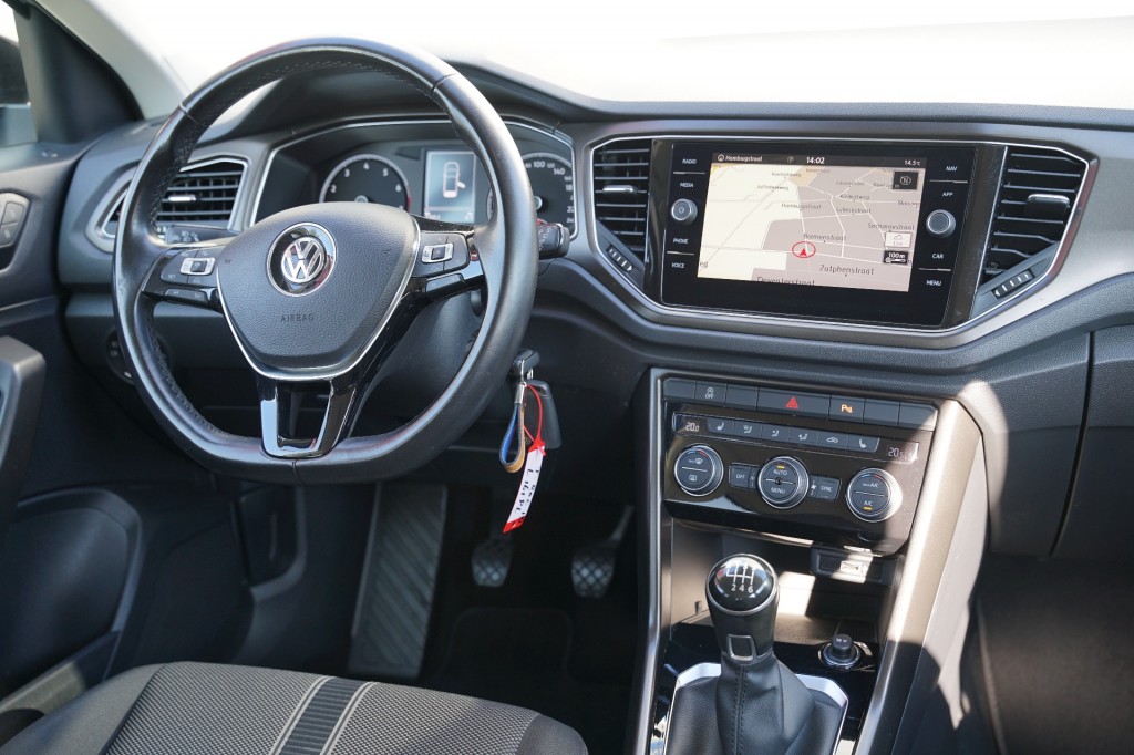 VOLKSWAGEN T-ROC SUV 5-drs