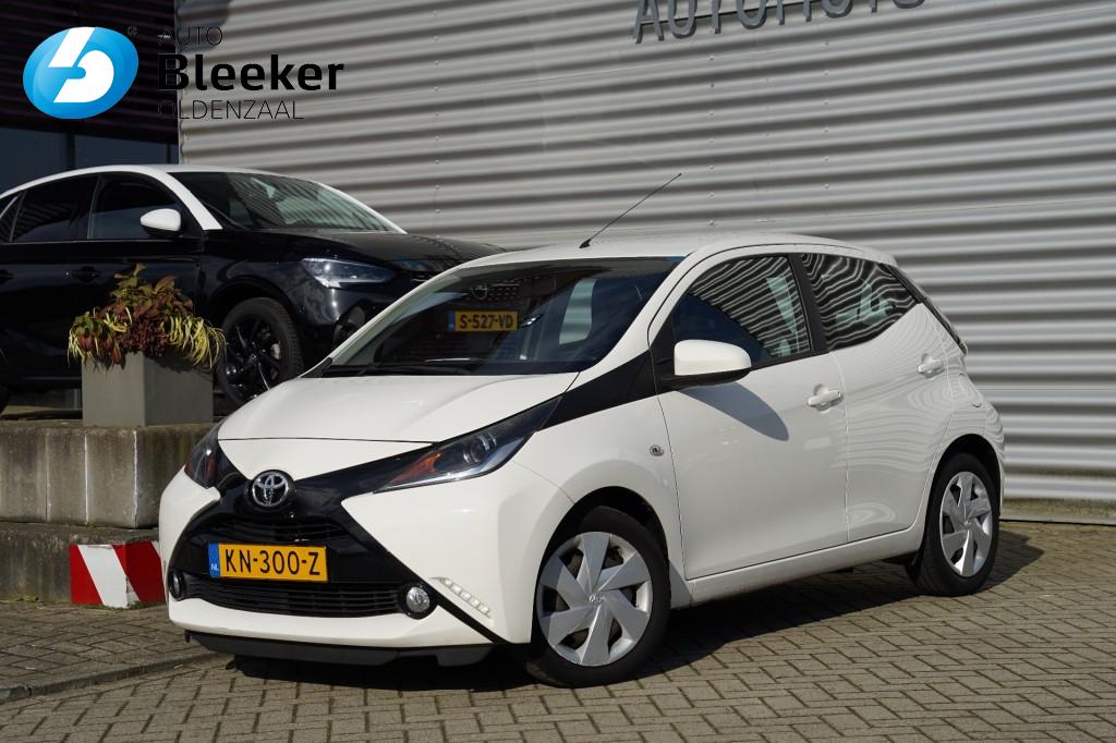 TOYOTA AYGO Hatchback 5 drs