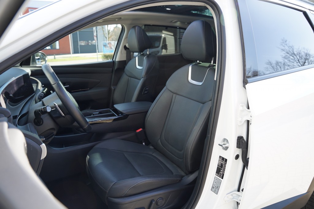 HYUNDAI TUCSON SUV 5-drs