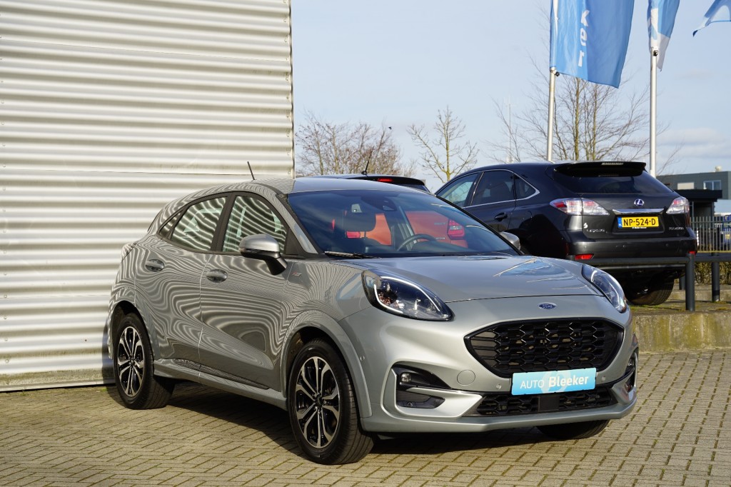 FORD PUMA SUV 5-drs