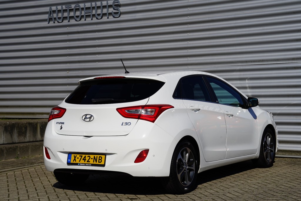 HYUNDAI I30 Hatchback 5 drs