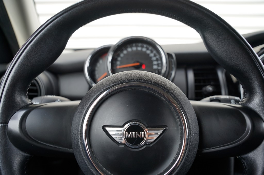 MINI ONE Hatchback 5 drs