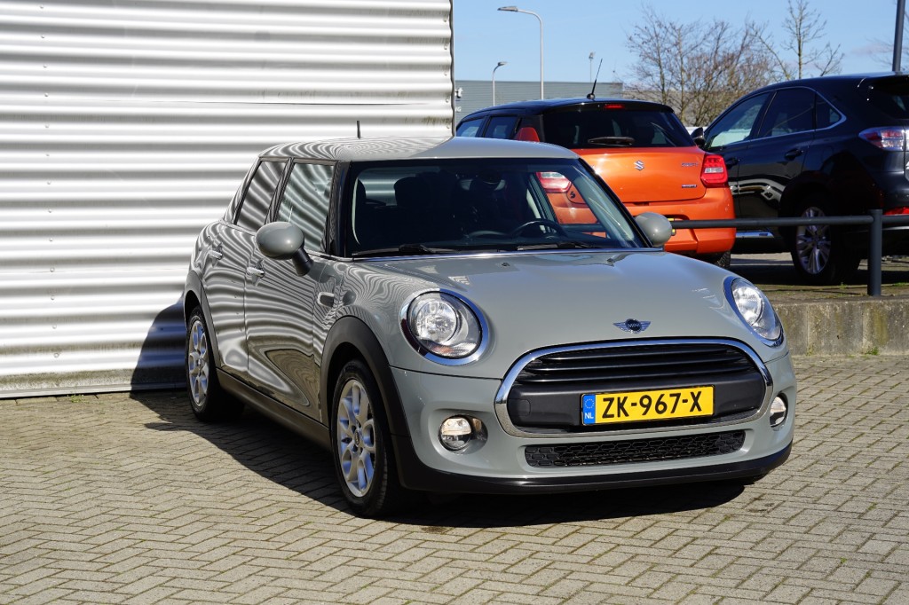 MINI ONE Hatchback 5 drs
