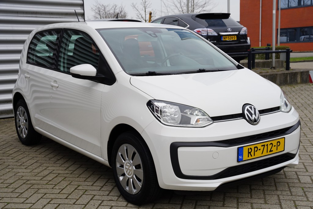 VOLKSWAGEN UP Hatchback 5 drs