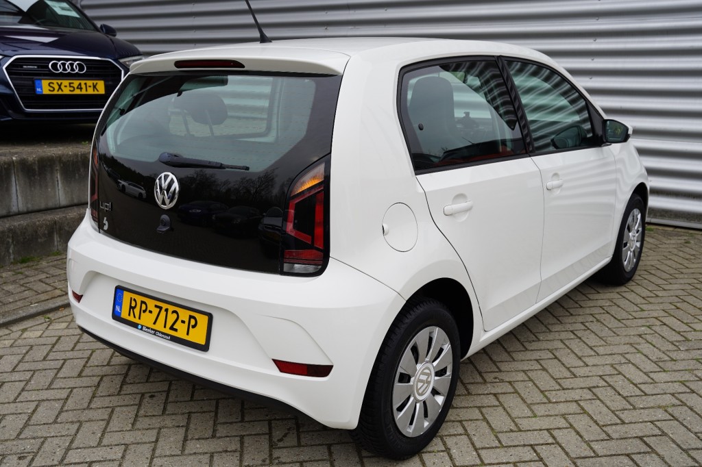 VOLKSWAGEN UP Hatchback 5 drs