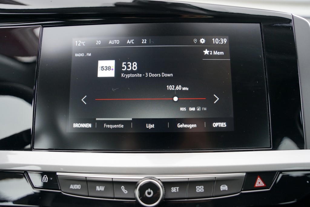 OPEL GRANDLAND SUV 5-drs