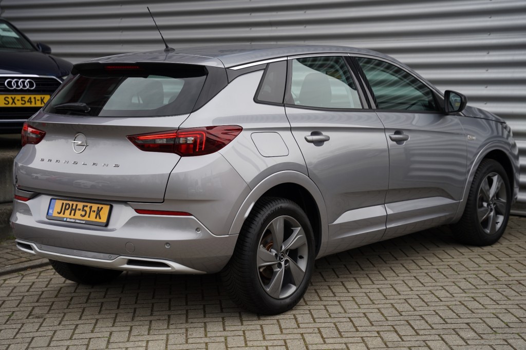 OPEL GRANDLAND SUV 5-drs