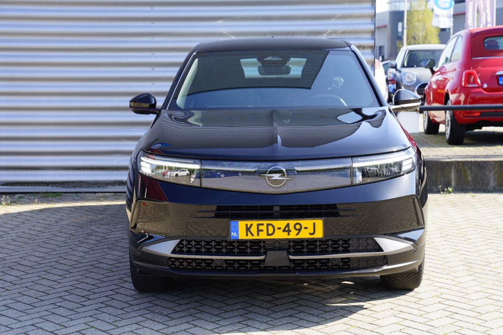 OPEL GRANDLAND SUV 5-drs