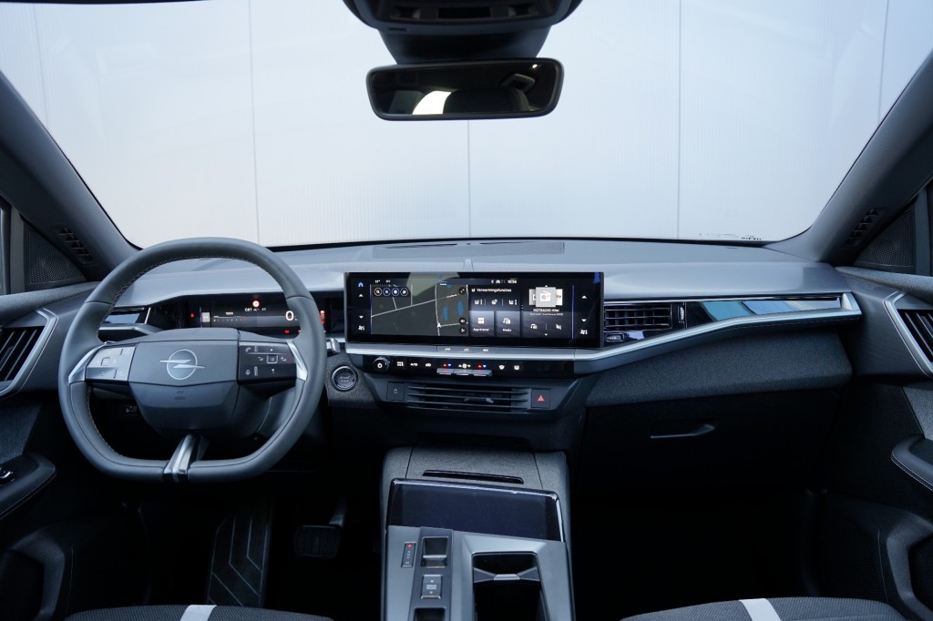 OPEL GRANDLAND SUV 5-drs