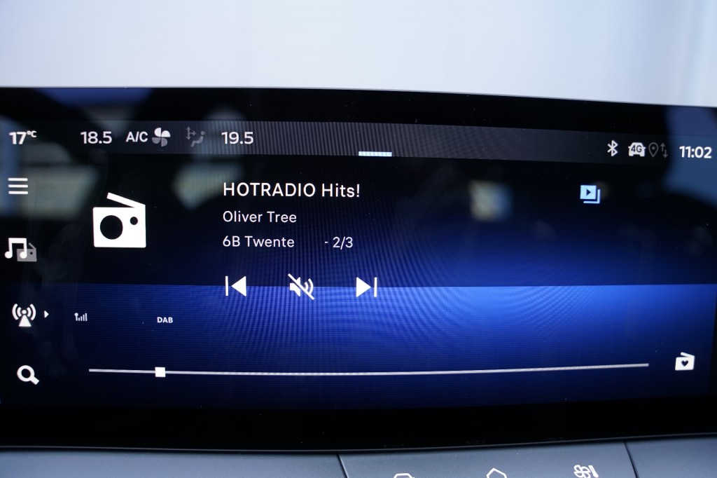 OPEL GRANDLAND SUV 5-drs