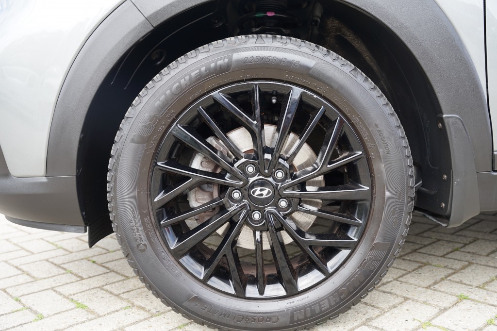 HYUNDAI TUCSON SUV 5-drs