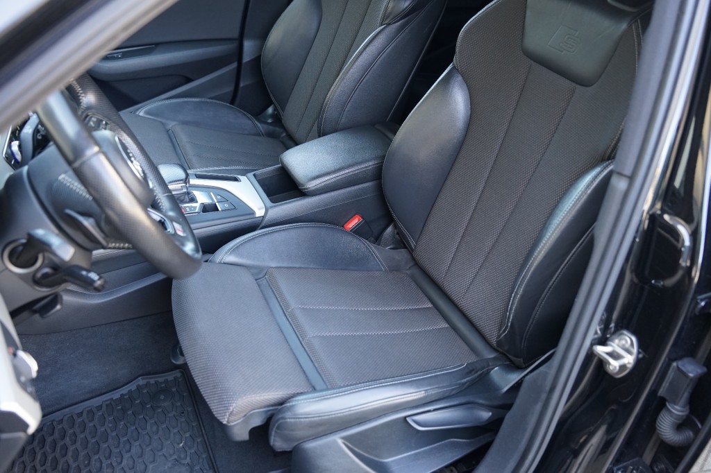 AUDI A4 Stationwagon 5 drs