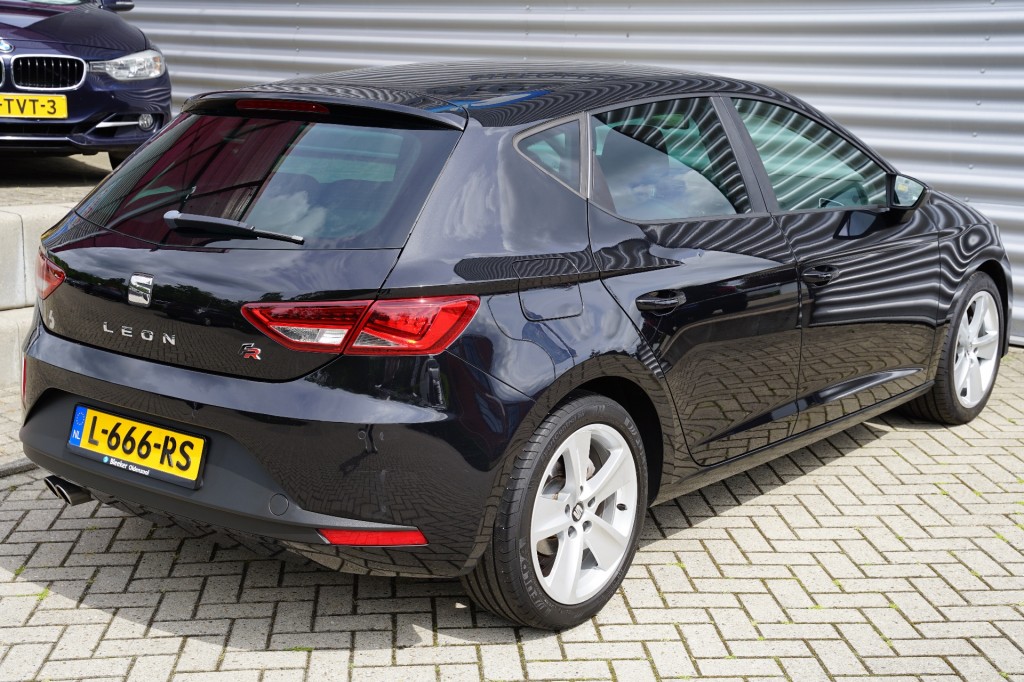SEAT LEON Hatchback 5 drs