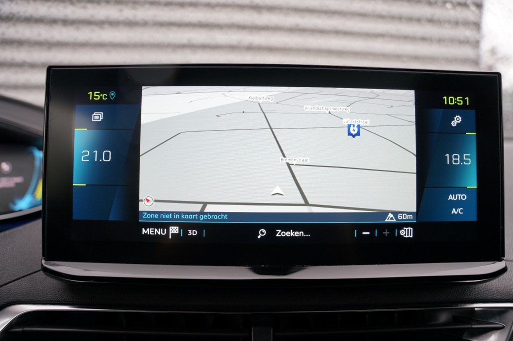PEUGEOT 3008 SUV 5-drs