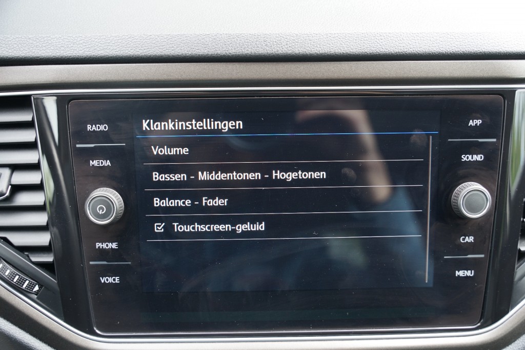 VOLKSWAGEN T-ROC SUV 5-drs