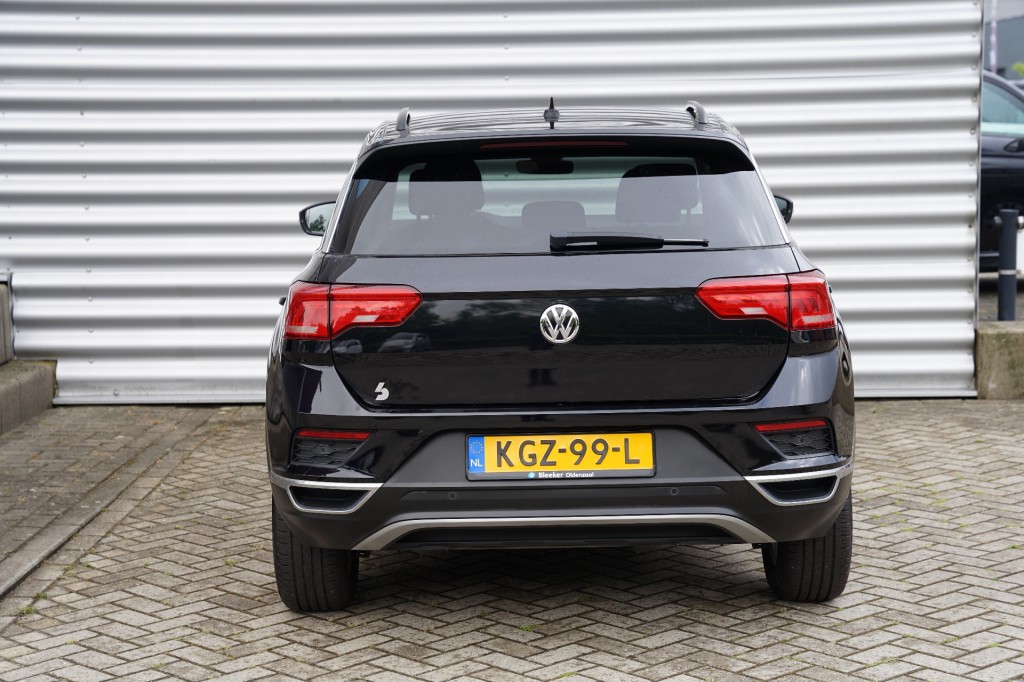 VOLKSWAGEN T-ROC SUV 5-drs