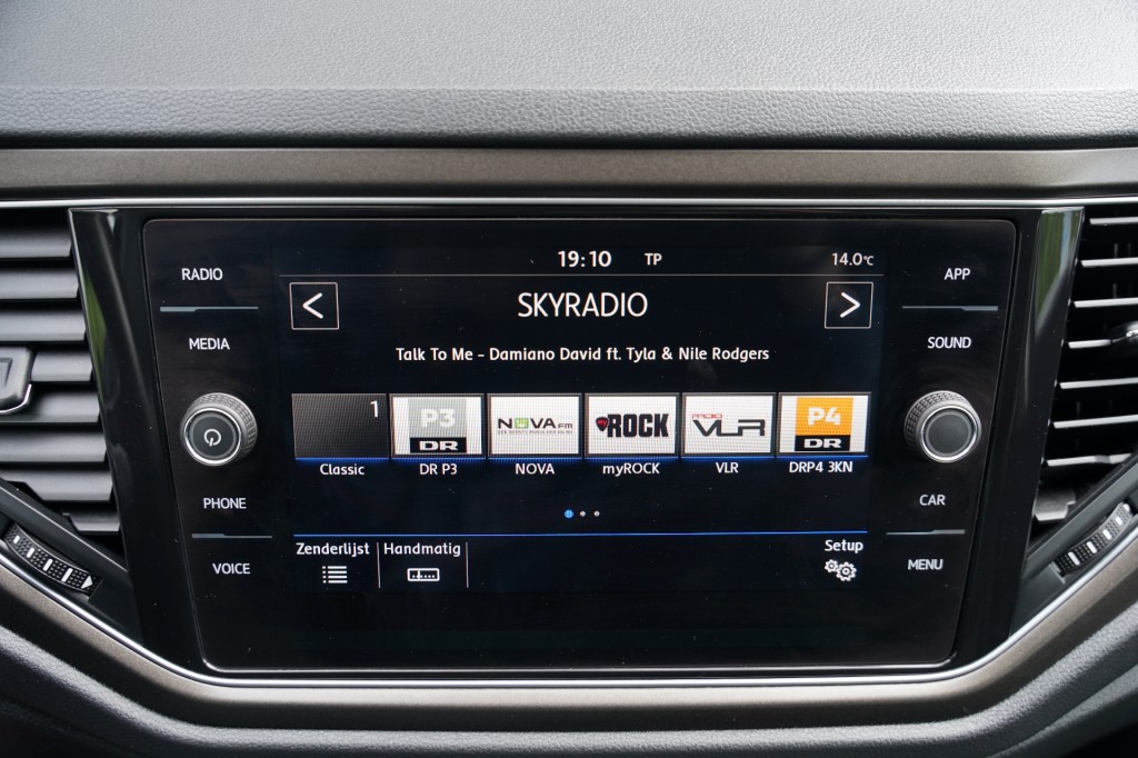 VOLKSWAGEN T-ROC SUV 5-drs