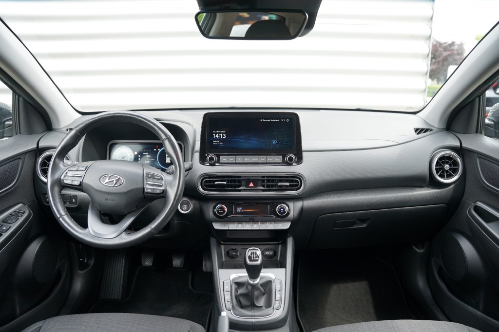 HYUNDAI KONA SUV 5-drs