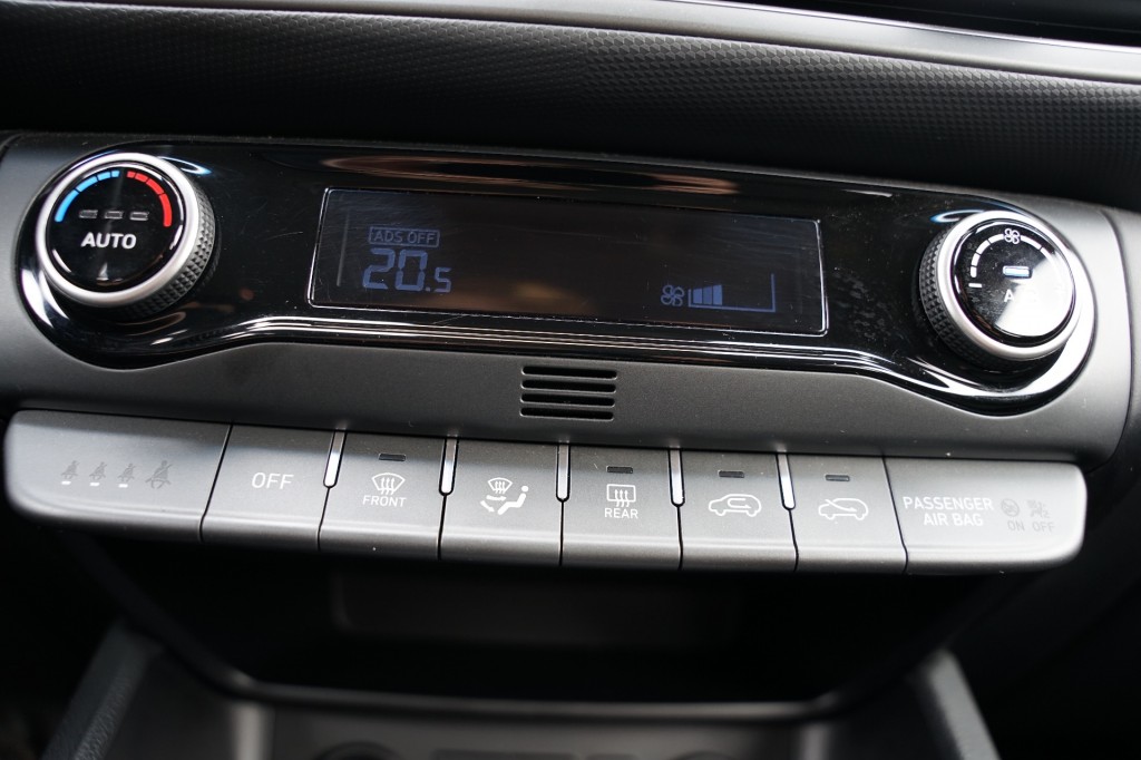 HYUNDAI KONA SUV 5-drs